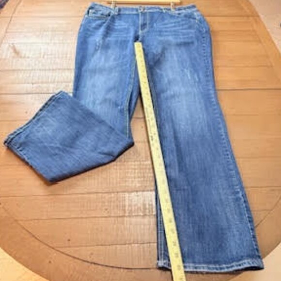 ZCO Jeans Women’s Plus Size 22 Blue Denim Bootcut Flare Embellished Pockets - Picture 4 of 12